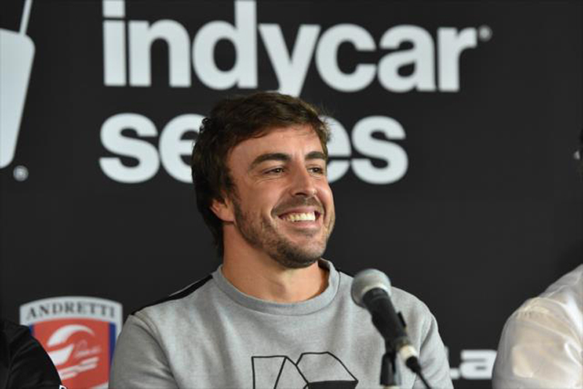 フェルナンド・アロンソ、インディ500参戦で「ドライバーとして成長したい」