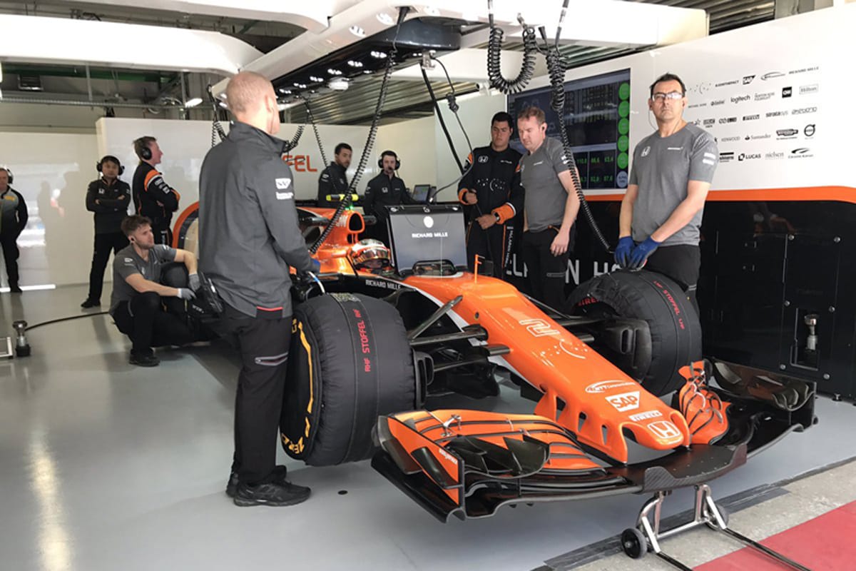 ストフェル・バンドーン、パワーユニット交換で15グリッド降格