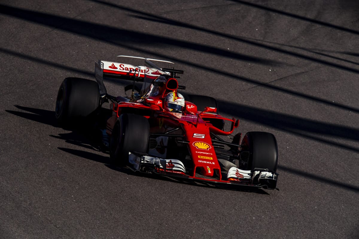 F1ロシアGP フリー走行3回目：セバスチャン・ベッテルがトップタイム