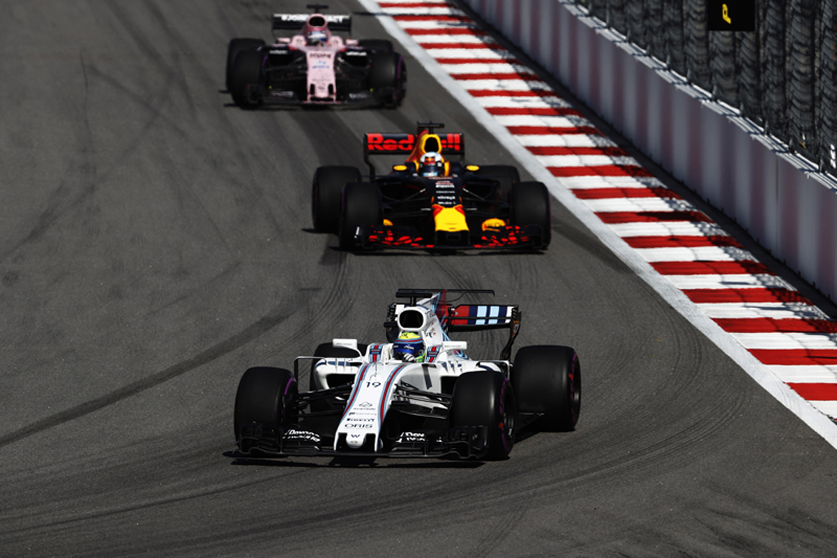 ウィリアムズ：マッサが2度のパンクで不運な9位 / F1ロシアGP