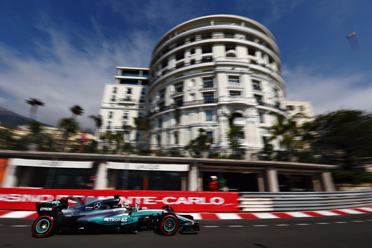 F1モナコGP フリー走行1回目:ルイス・ハミルトンがトップタイム