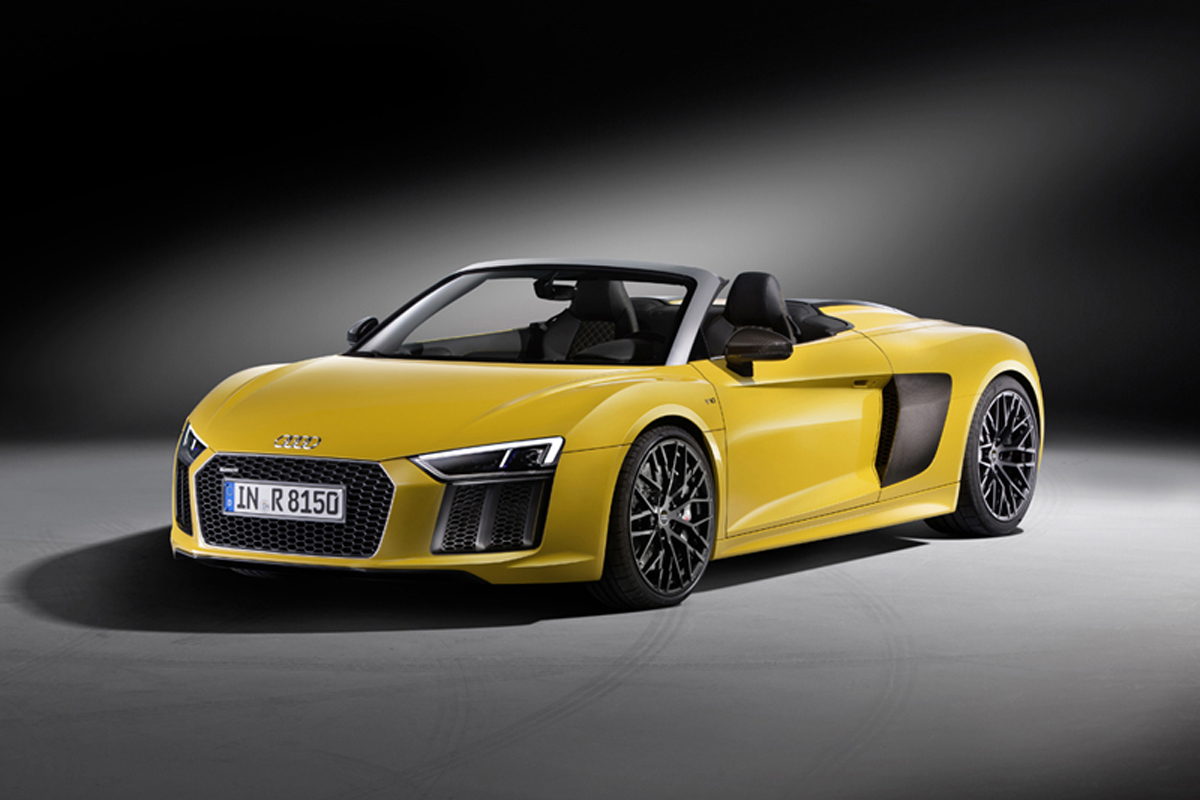 アウディ、新型R8スパイダーの販売を開始 … 価格は2618万円