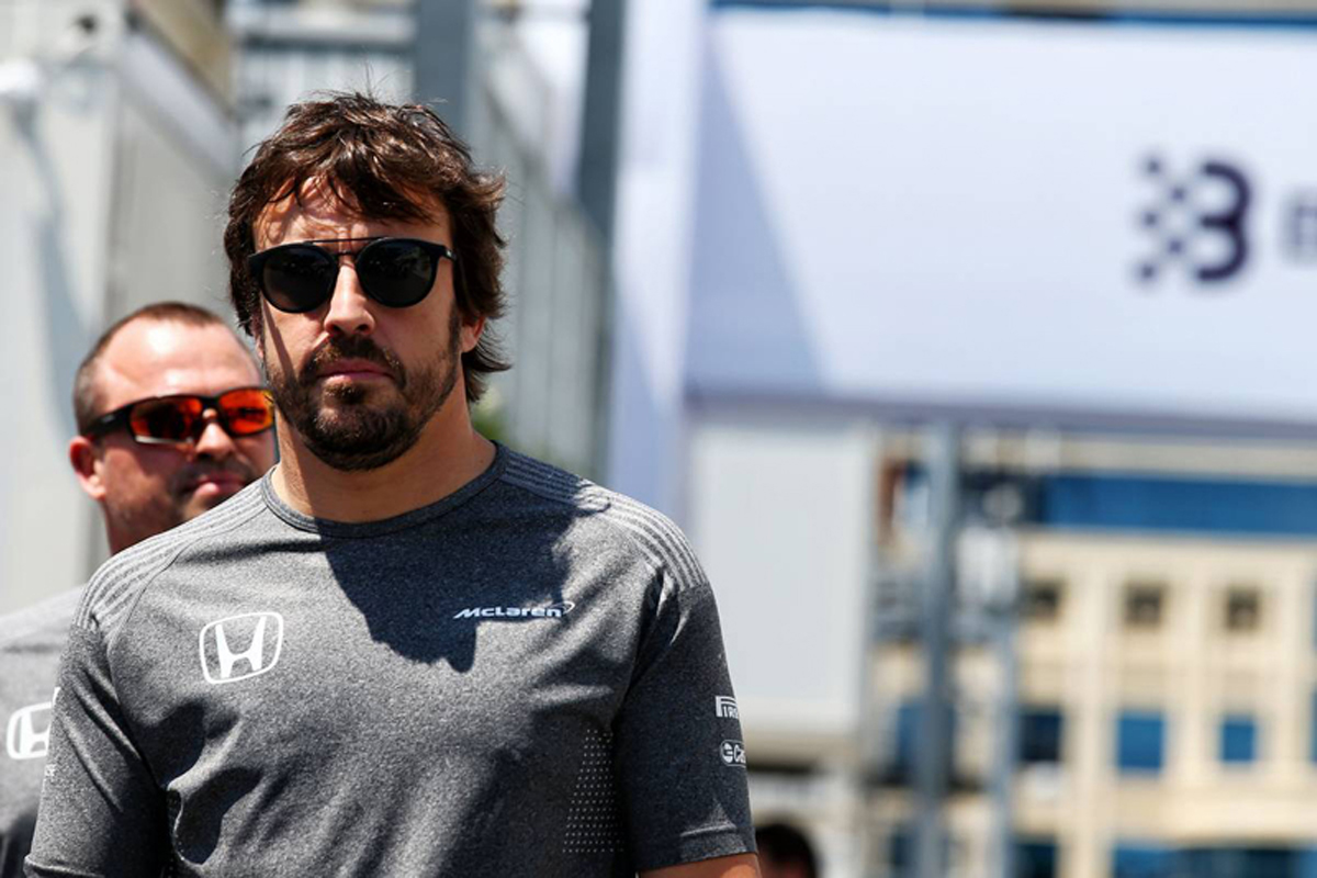 フェルナンド・アロンソのマネジメント、メルセデス&ルノーと会談