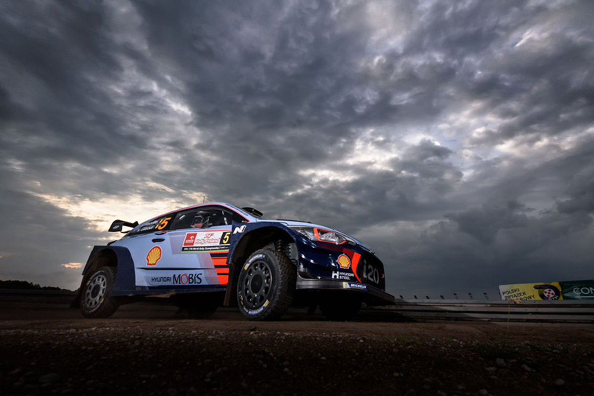 【WRC】 ラリー・ポーランド 2日目：ティエリー・ヌービルが首位に浮上