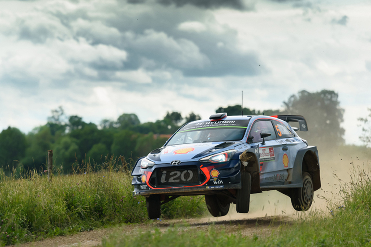 【WRC】 ラリー・ポーランド 3日目：ティエリー・ヌービルが首位キープ