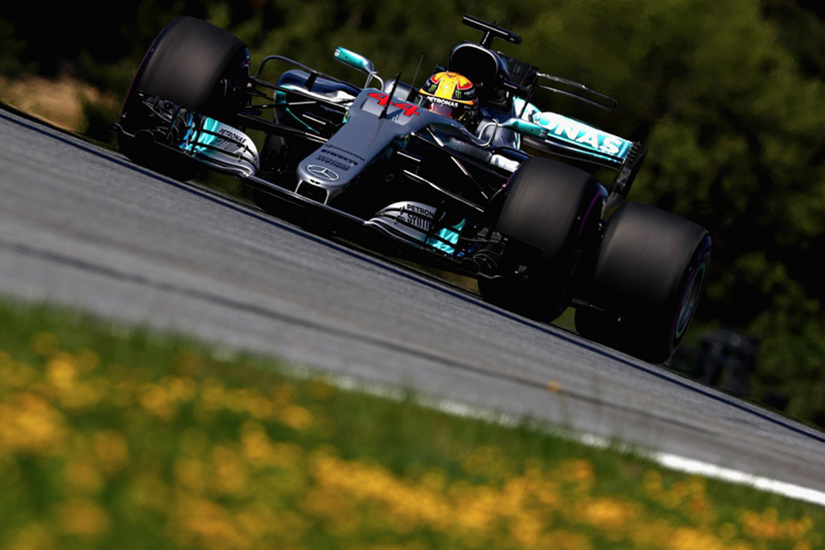 F1オーストリアGP フリー走行1回目：ルイス・ハミルトンが最速タイム