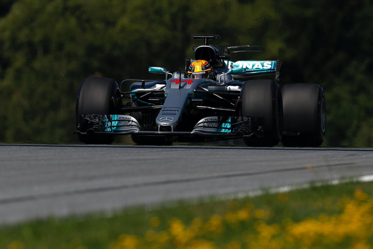 F1オーストリアGP フリー走行2回目：ルイス・ハミルトンが最速タイム