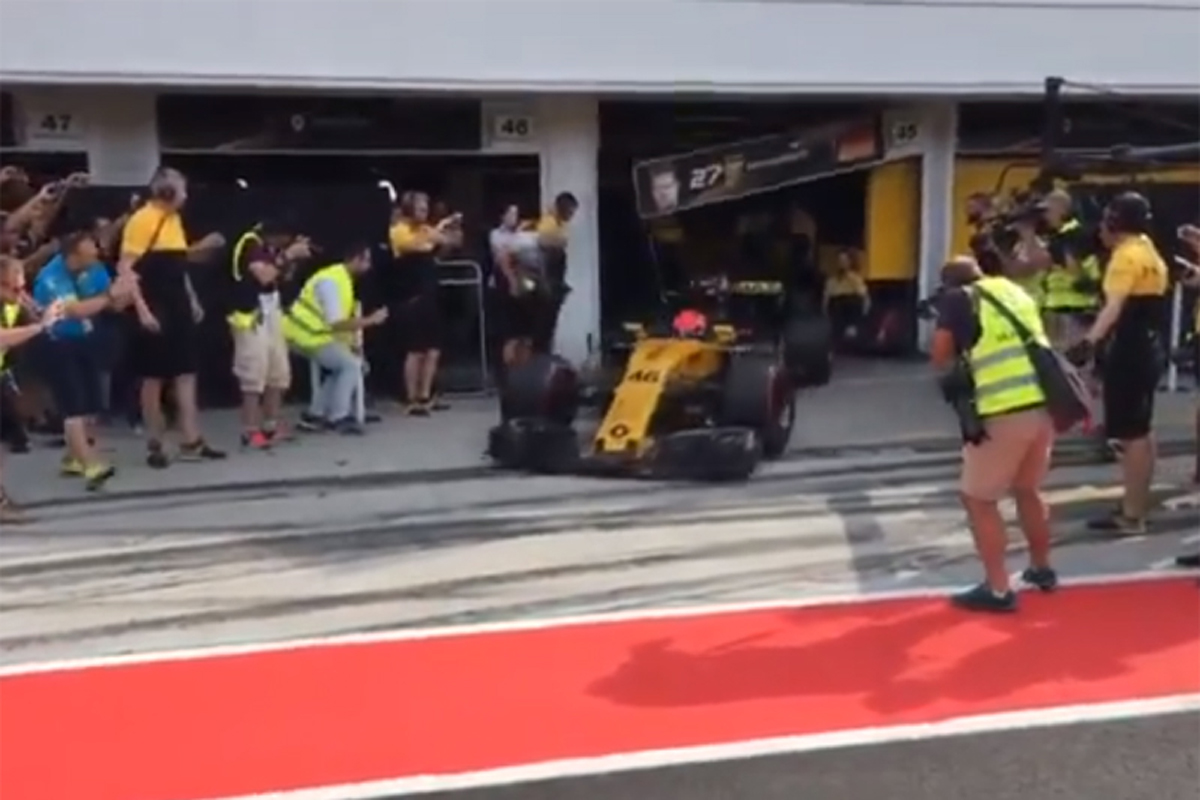 【動画】 ロバート・クビサ、F1公式テスト復帰は“ほろ苦”スタート