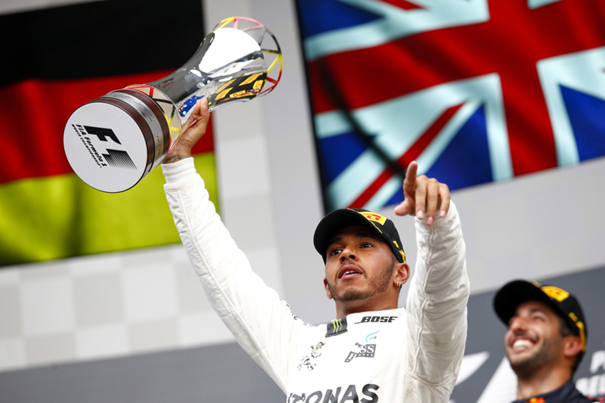 メルセデス:ルイス・ハミルトンが今季5勝目 / F1ベルギーGP