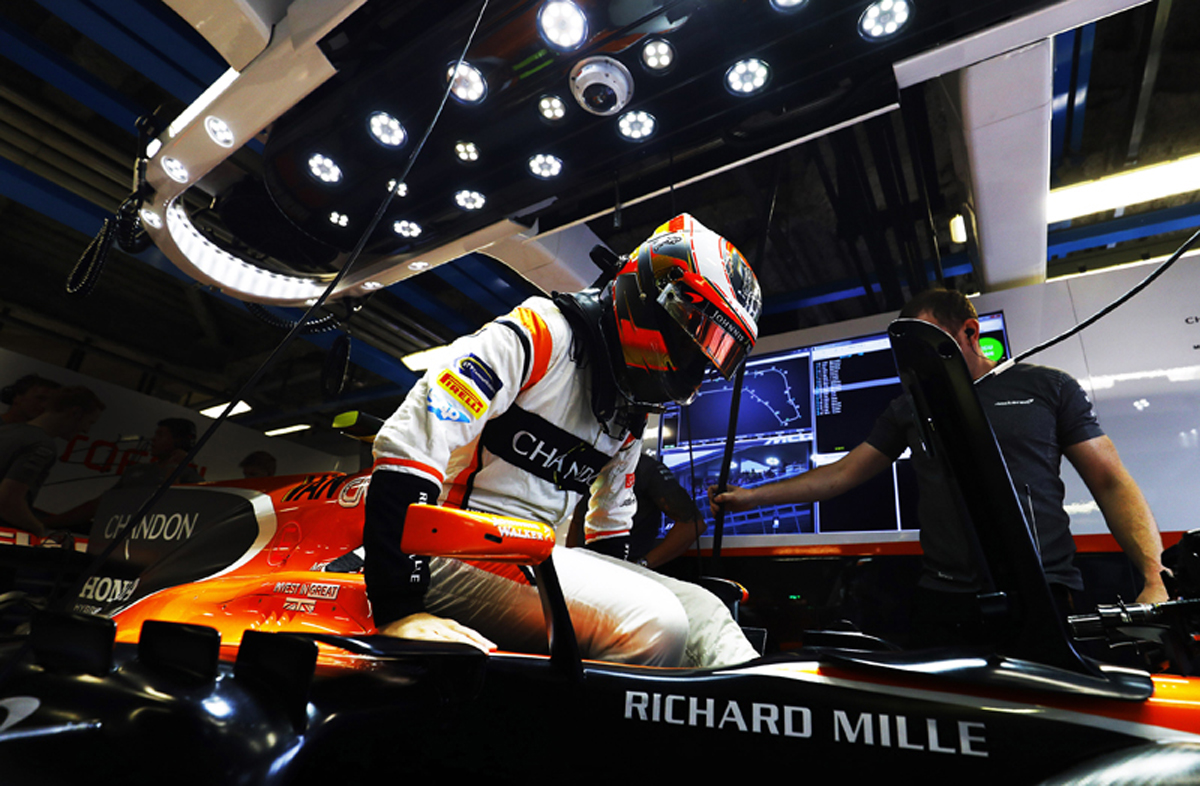ストフェル・バンドーン、F1シンガポールGPで再びグリッド降格の可能性