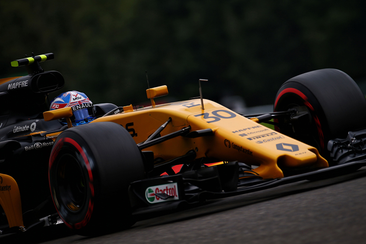 ルノーF1 「Halo導入により2018年マシンの再設計が必要になった」