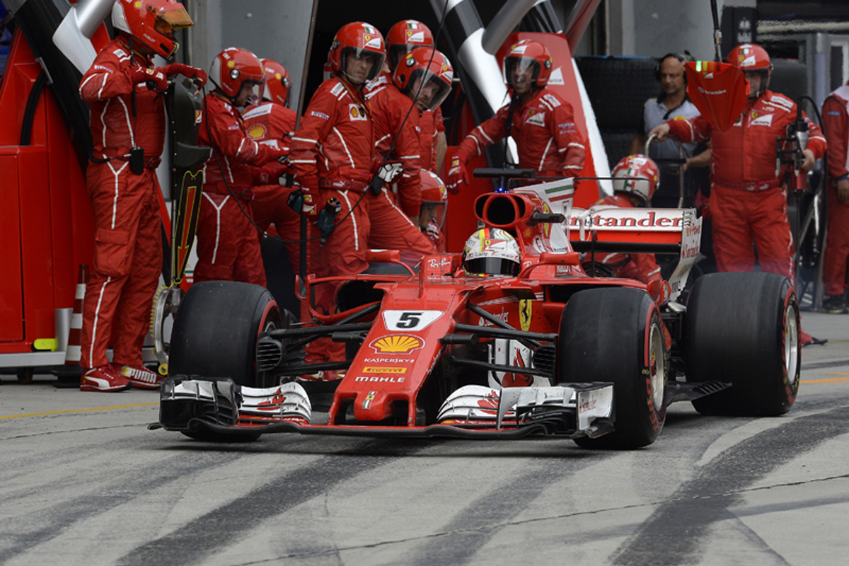 フェラーリ:ベッテルが最後尾から4位入賞 / F1マレーシアGP