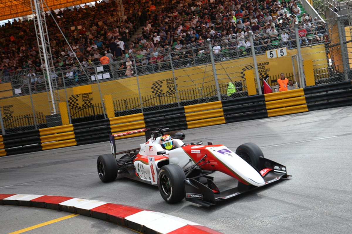 【マカオGP】 FIA F3 予選レース：カラム・アイロットが優勝