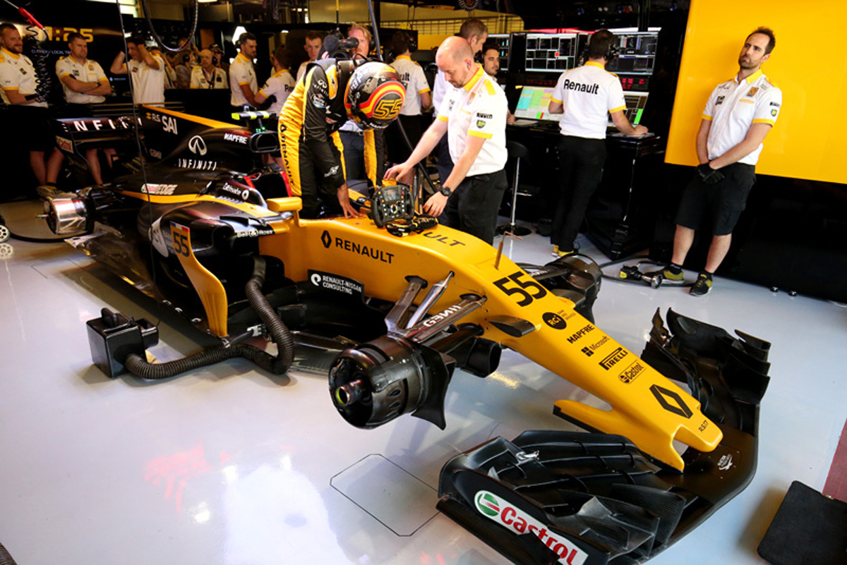 ルノーF1 「2017年のパワーユニット開発は“アグレッシブすぎた”」