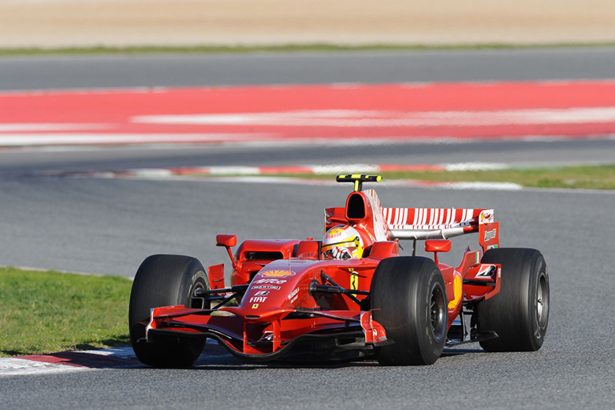 フェラーリ:F1バーレーンテスト 初日