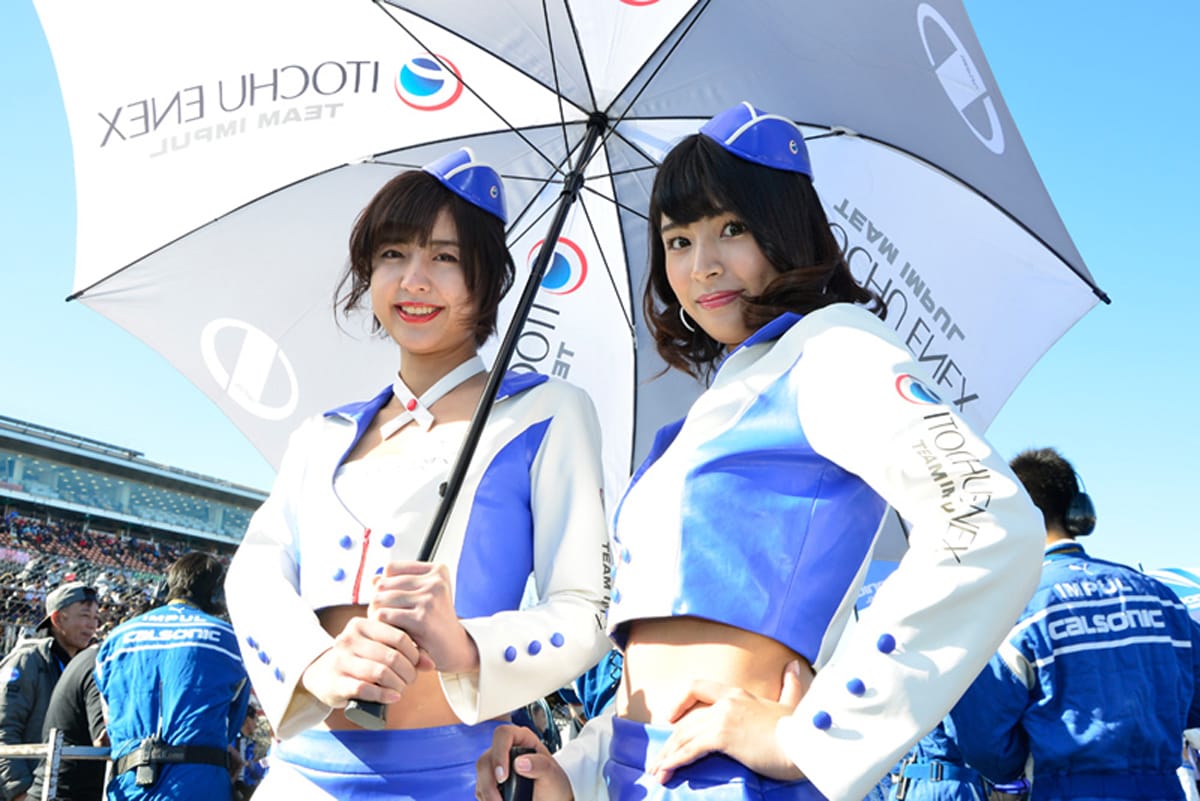 現役レースクイーン 「女性差別じゃなくて職業差別」