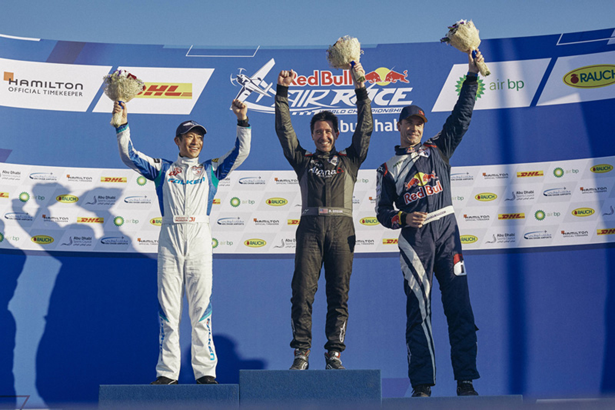 【レッドブル・エアレース】 室屋義秀、開幕戦で2位表彰台