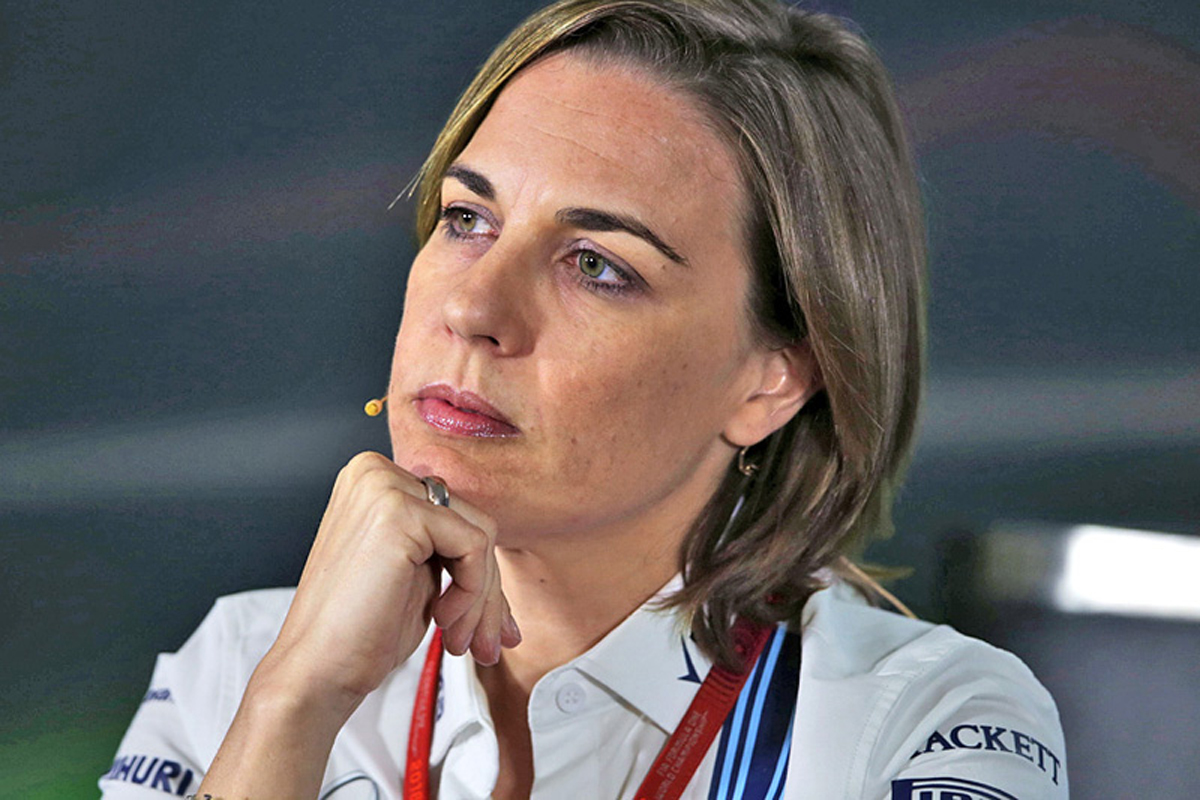 クレア・ウィリアムズ、F1のグリッドガール廃止を支持