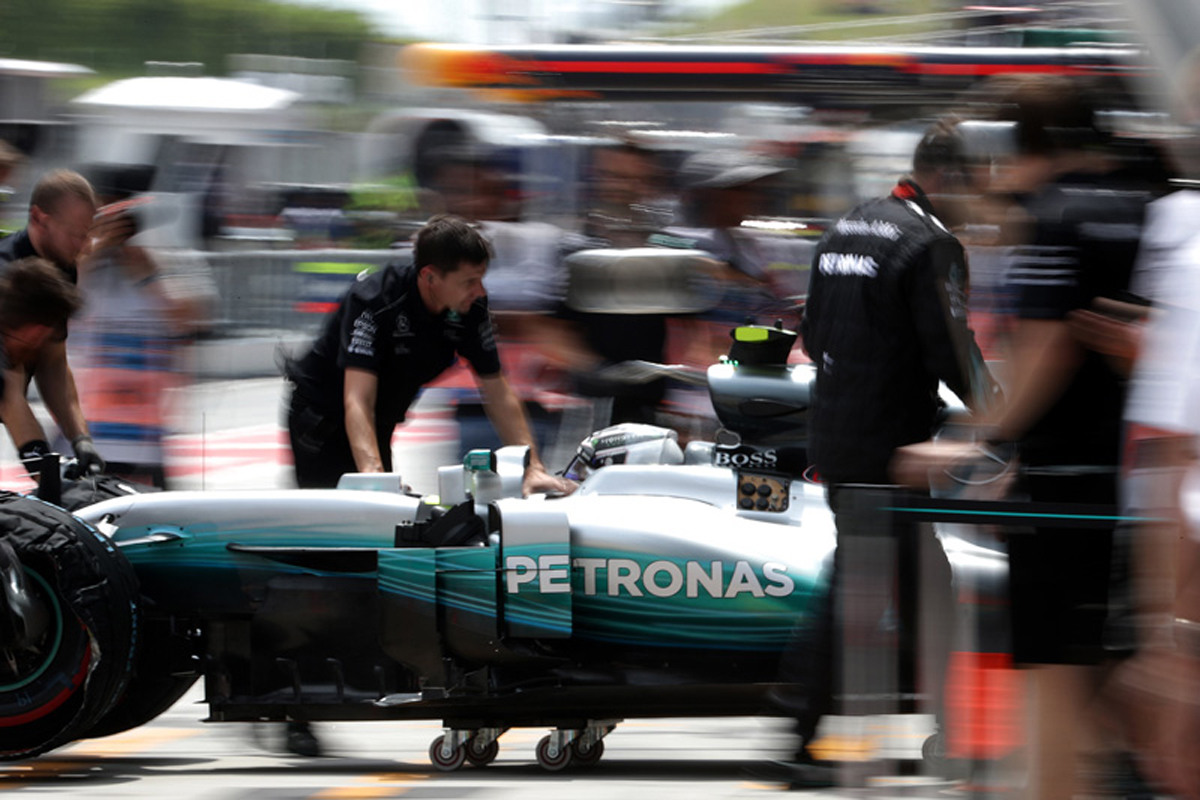 メルセデスF1 「W08の“ディーバ気質”以外のクオリティは維持したい」