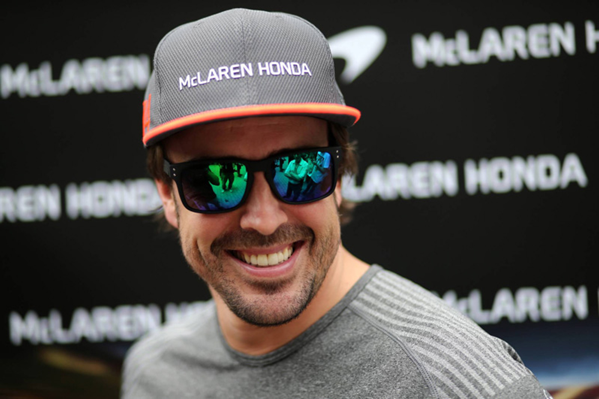 フェルナンド・アロンソ 「マクラーレンは2018年に表彰台に戻る」
