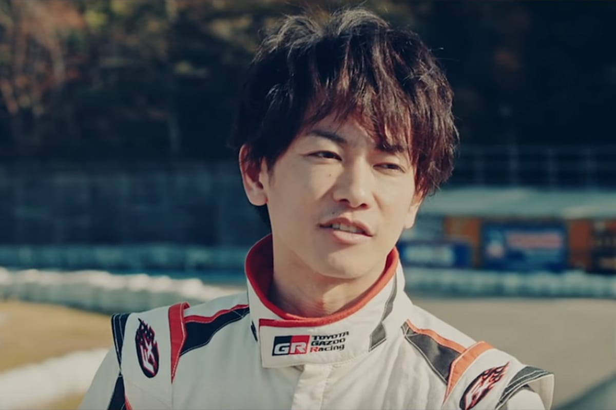 【動画】俳優・佐藤健がカートに挑戦、勝田貴元がサポート