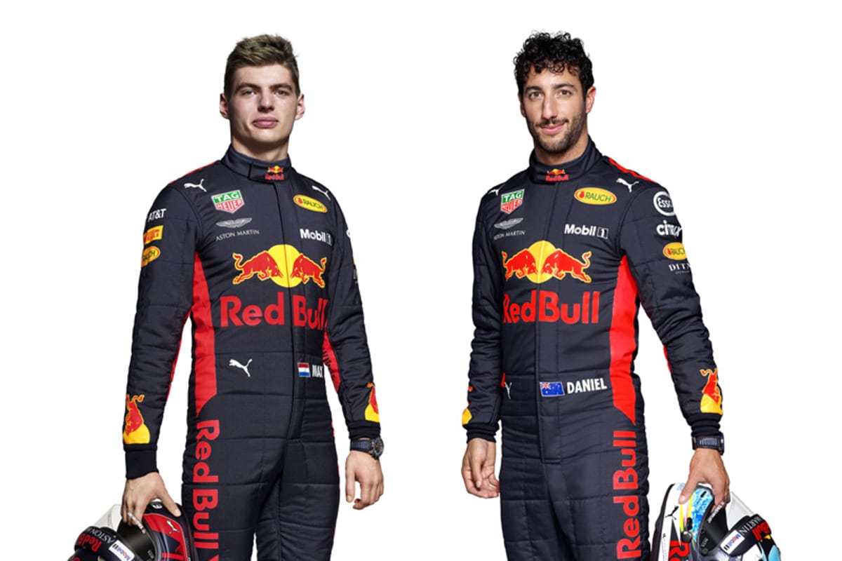 レッドブル・レーシング、2018年のF1レーシングスーツを公開