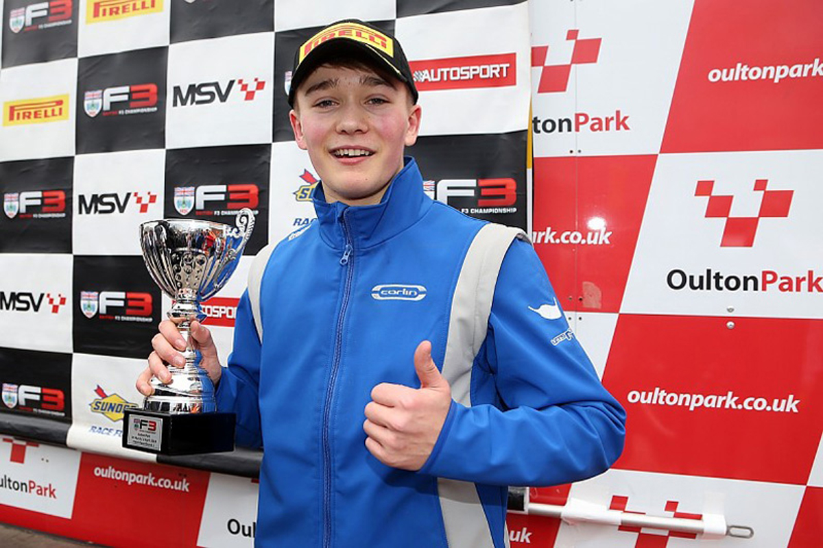両脚切断のビリー・モンガー、英国F3選手権での復帰戦で3位表彰台