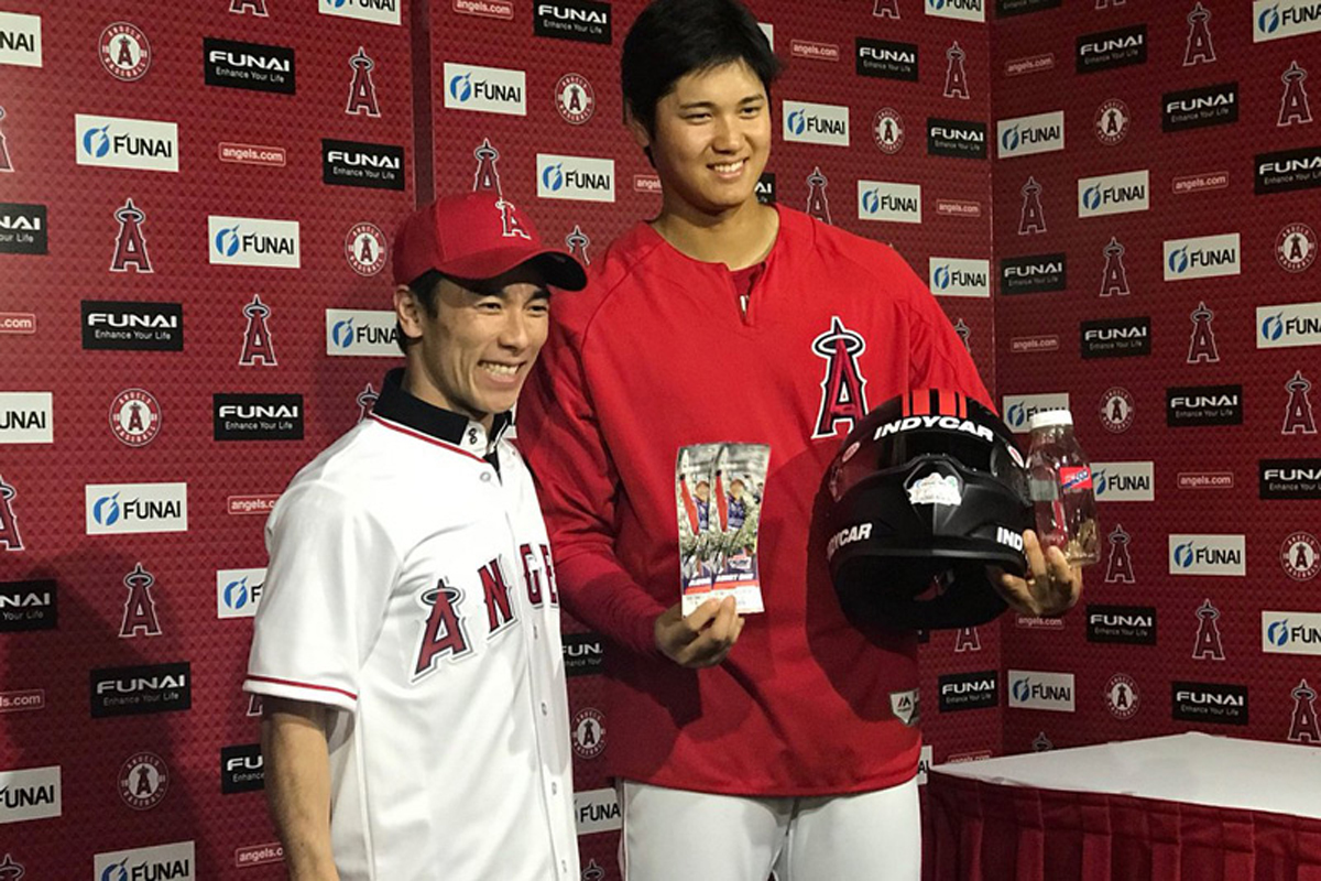 【動画】 佐藤琢磨、大谷翔平選手と対面・・・人生初の始球式に挑戦