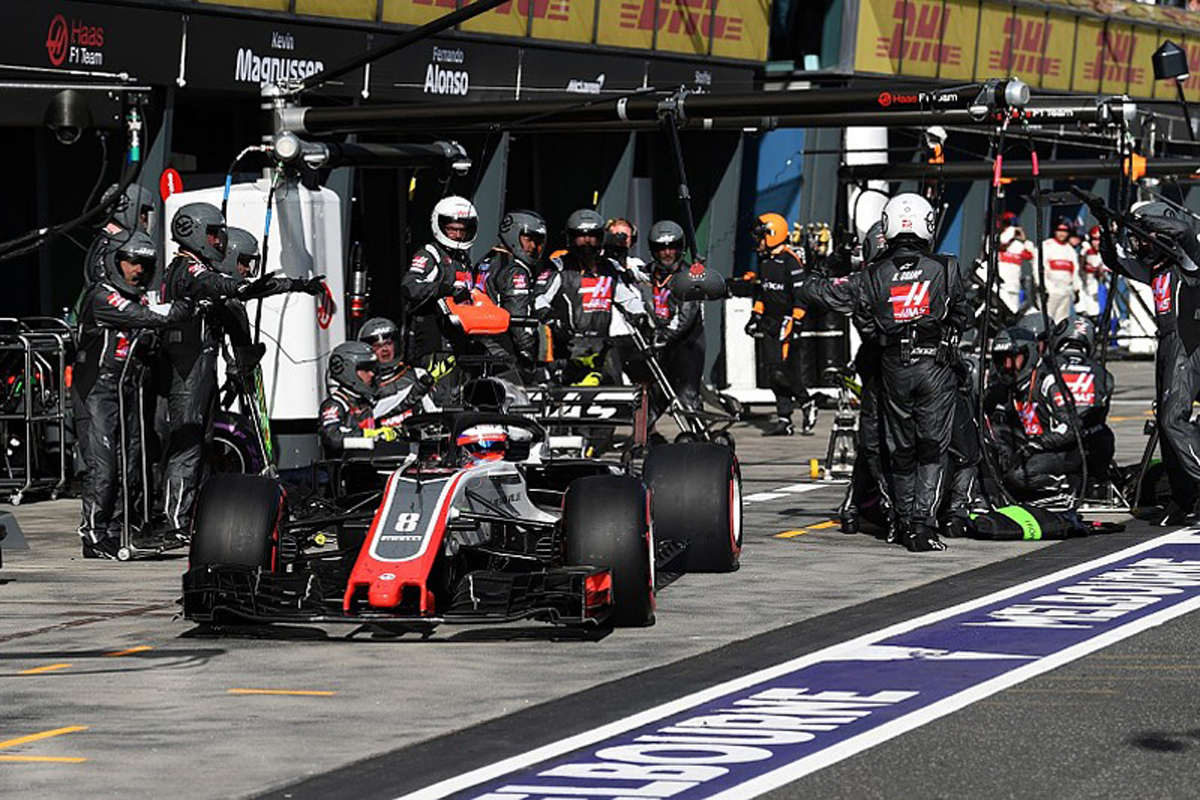 ハースF1チーム、バーレーンGPでピットクルーの配置換えを実施
