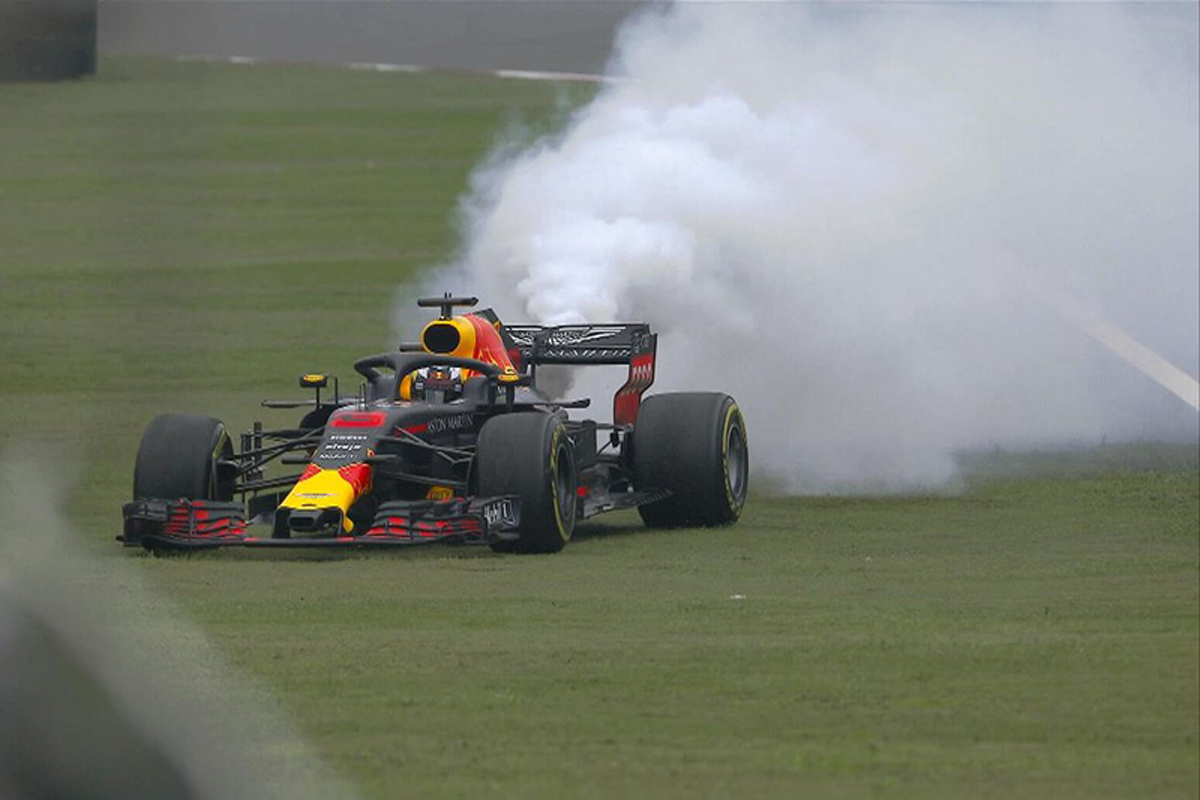 【動画】 ダニエル・リカルドにエンジントラブル / F1中国GP