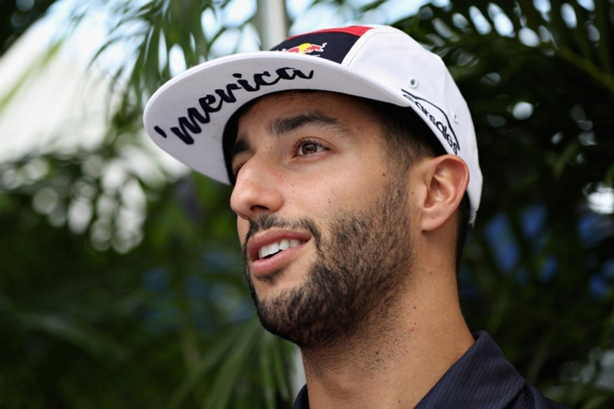 ダニエル・リカルド 「メルセデスやフェラーリからアプローチはない」
