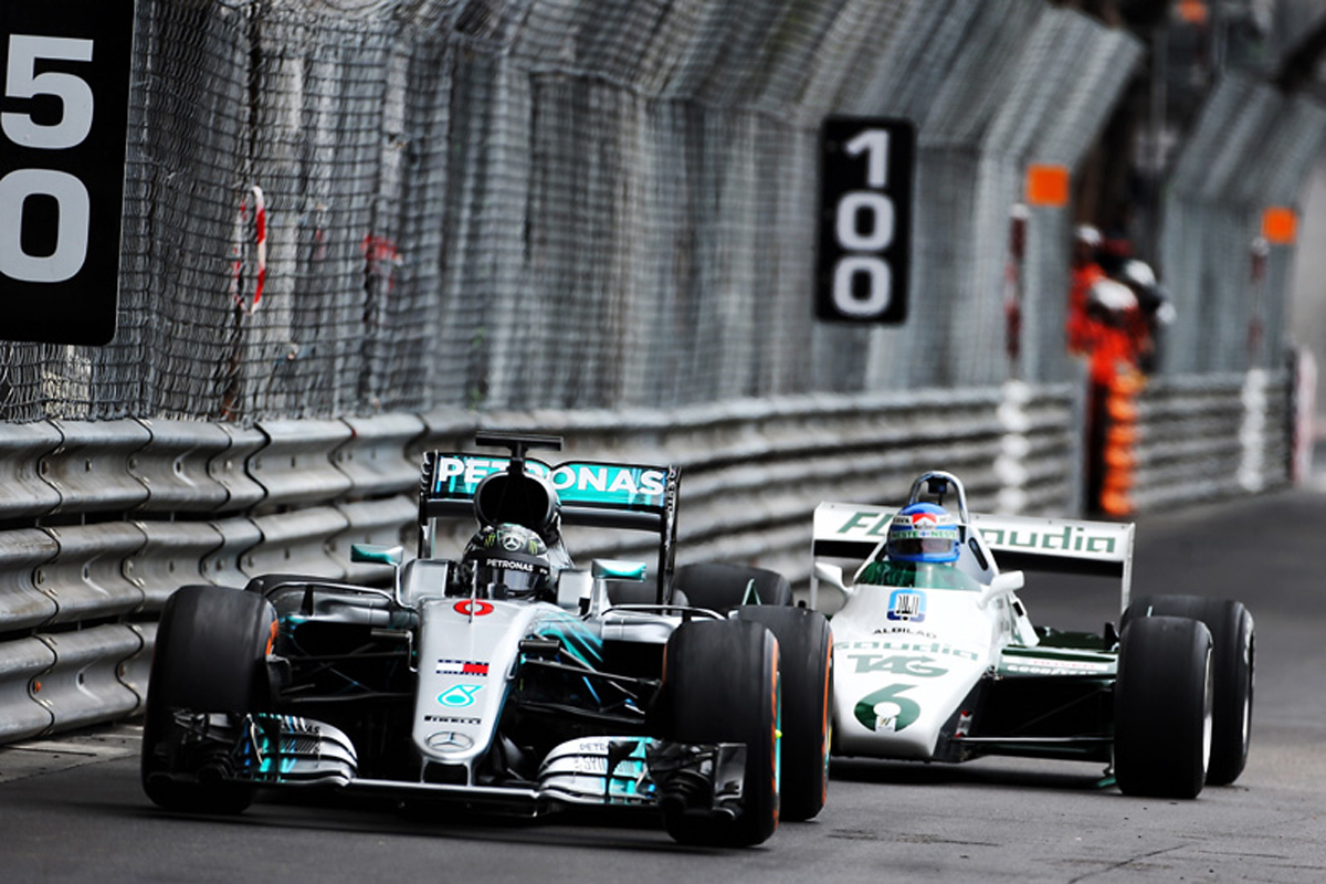 ニコ・ロズベルグとケケ・ロズベルグ、モナコで親子F1デモ走行