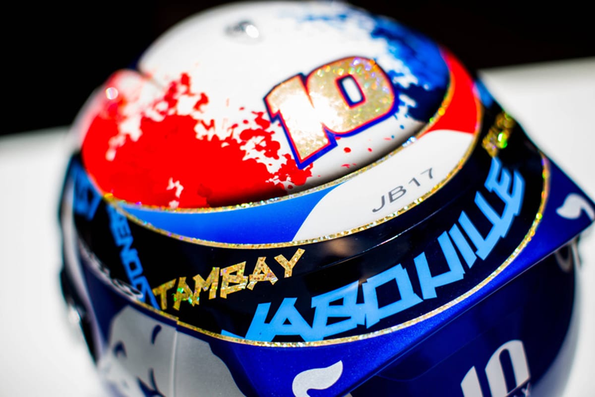 ピエール・ガスリー、F1フランスGPに特別ヘルメットを用意
