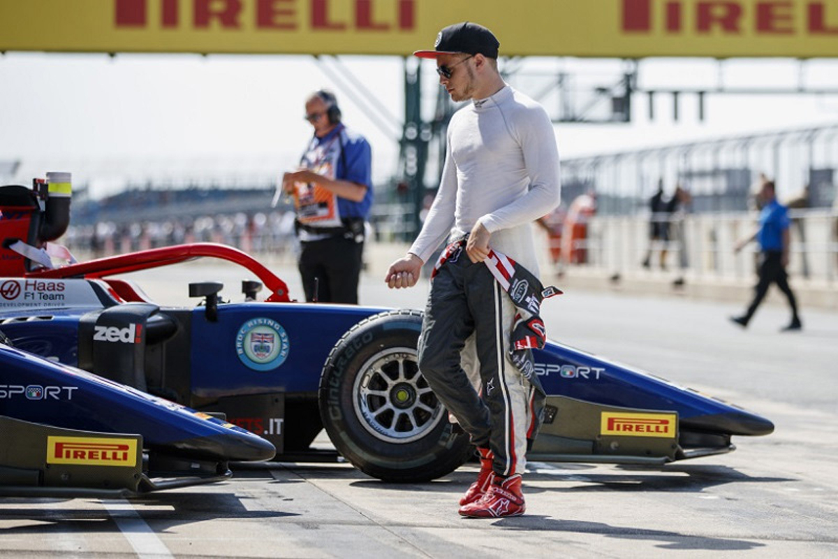 F2 | トライデント、問題行動のサンティノ・フェルッチを解雇