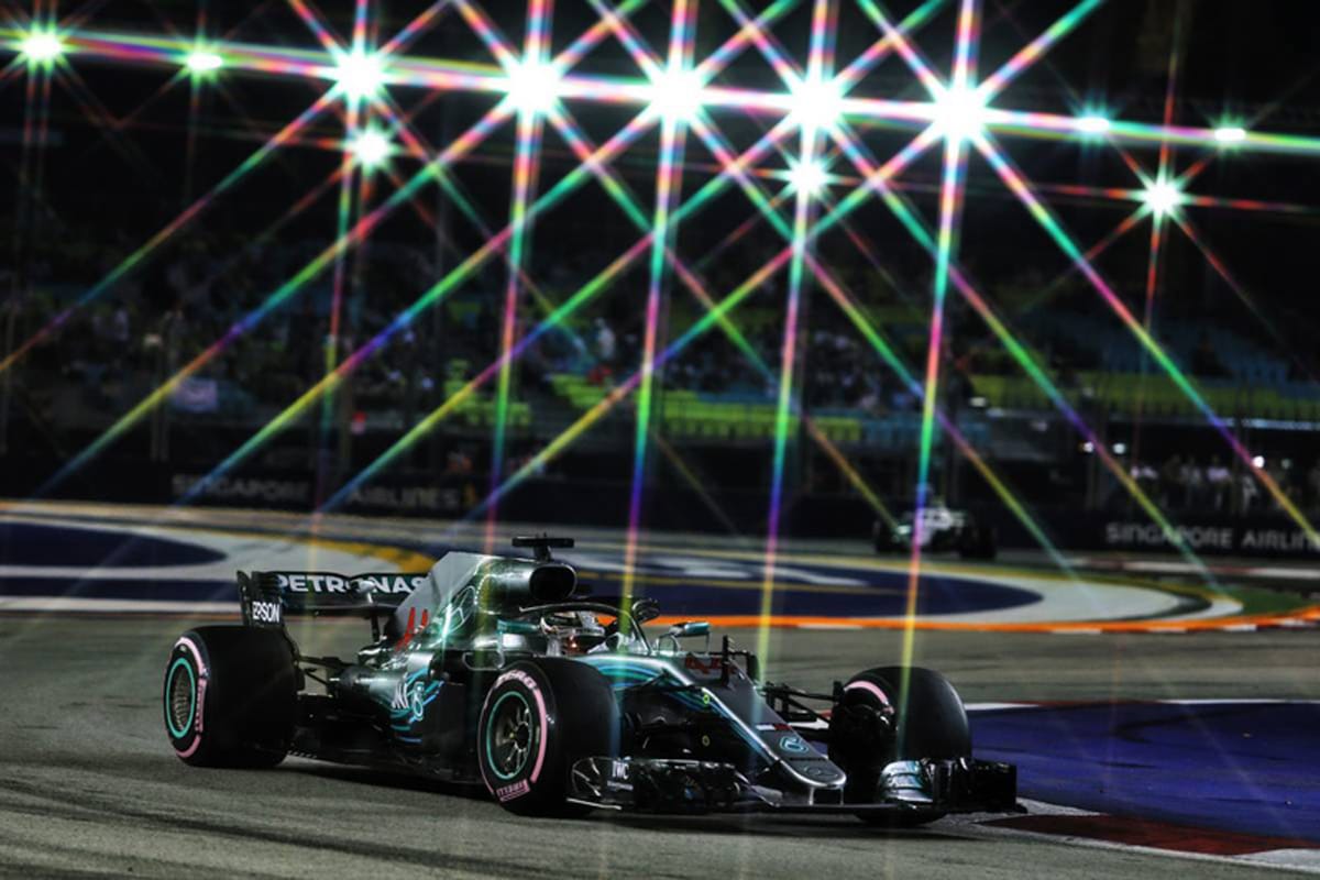 メルセデス:F1シンガポールGP 金曜フリー走行レポート