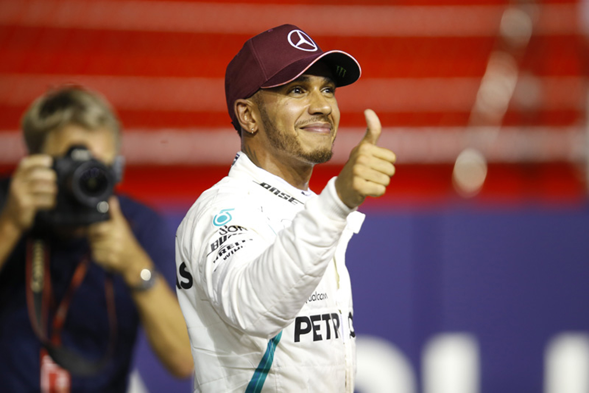 メルセデス：ハミルトンが圧巻のPP獲得 / F1シンガポールGP 予選