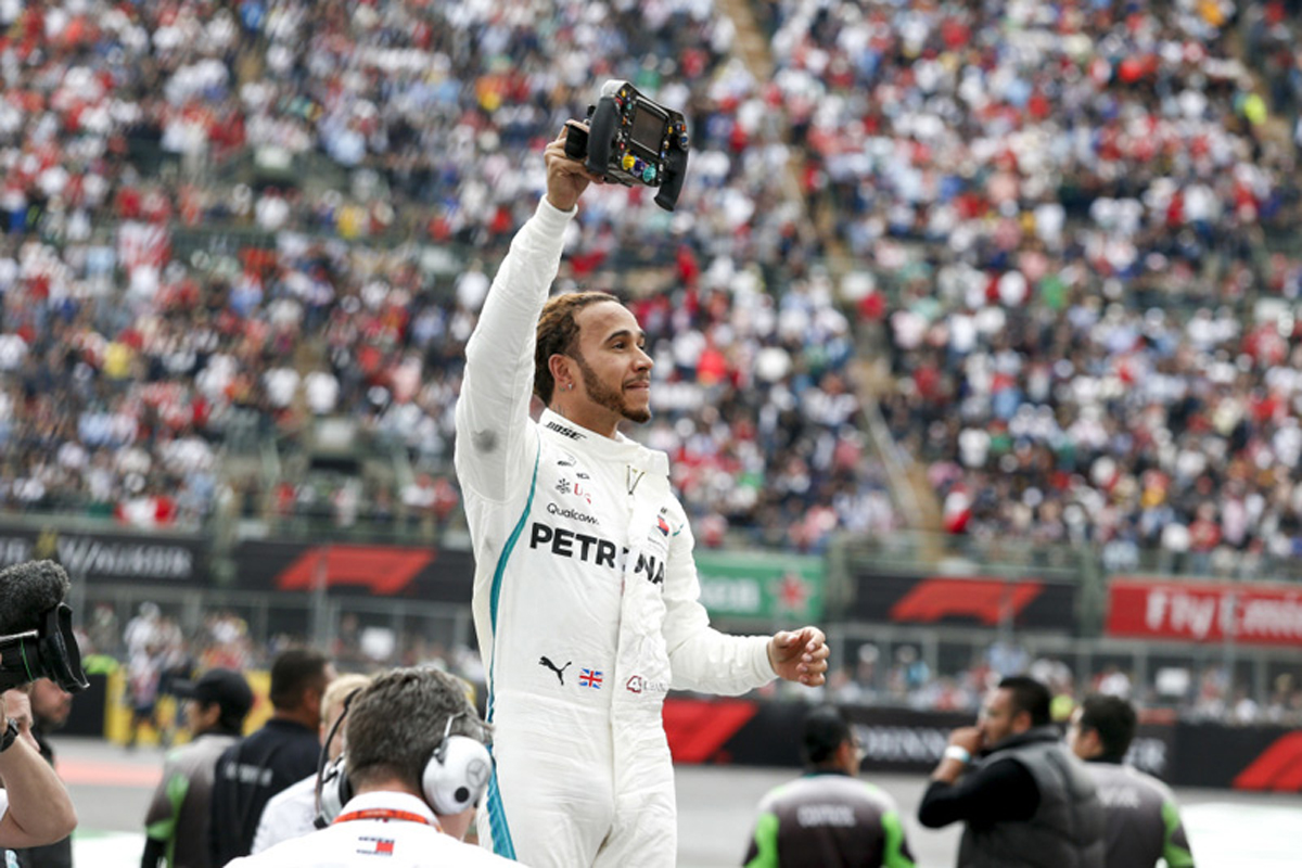 ルイス・ハミルトン、自身5度目のF1タイトル獲得 「実感が湧かない」