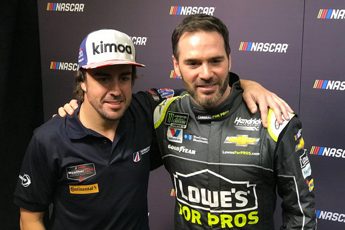 フェルナンド・アロンソ、今月末にNASCARマシンを初テスト