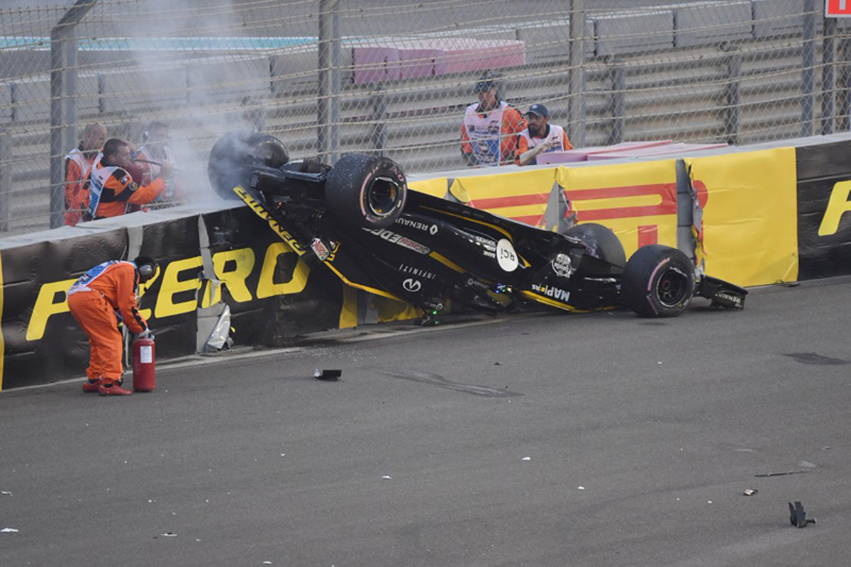 ニコ・ヒュルケンベルグ、横転で脳震盪も怪我はなし / F1アブダビGP