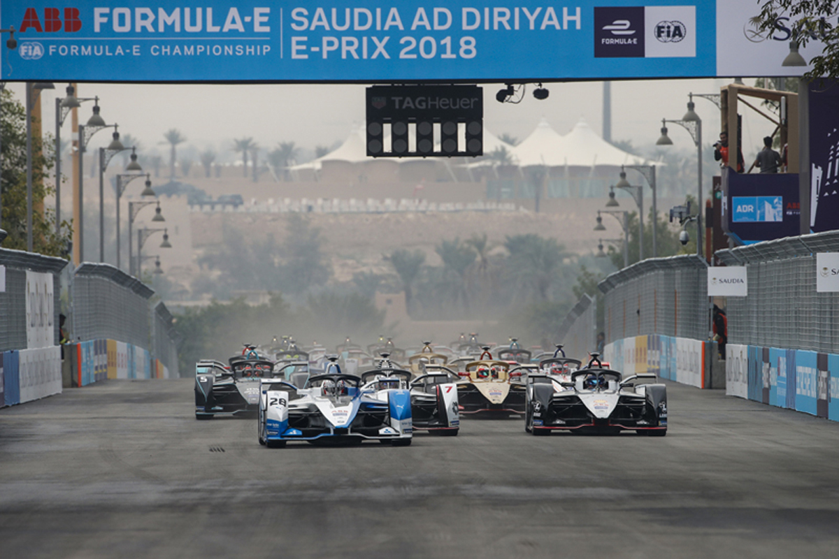 【動画】 フォーミュラE 開幕戦 ディルイーヤePrix 決勝ハイライト