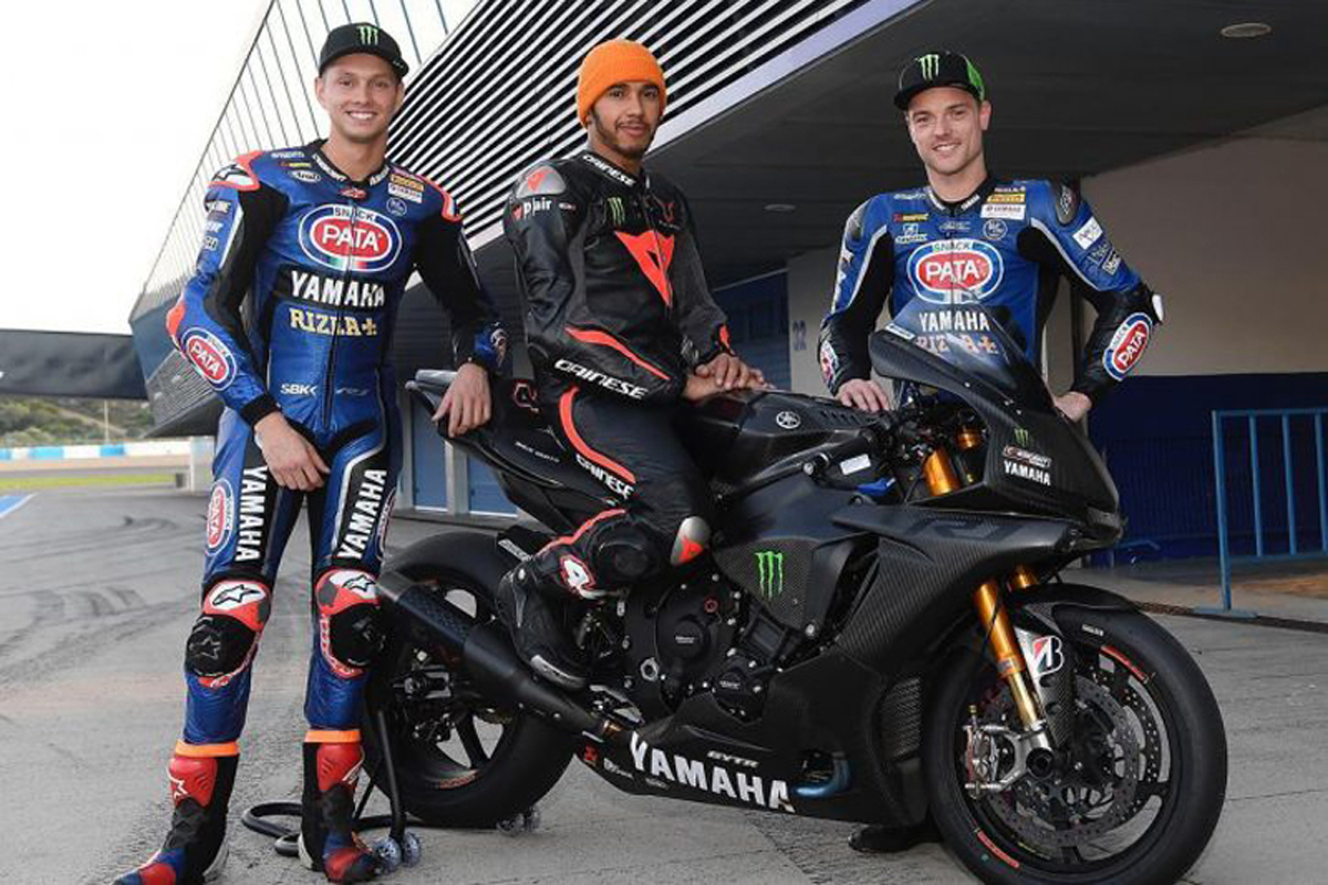 ルイス・ハミルトン、メルセデスに無断でスーパーバイクをテスト