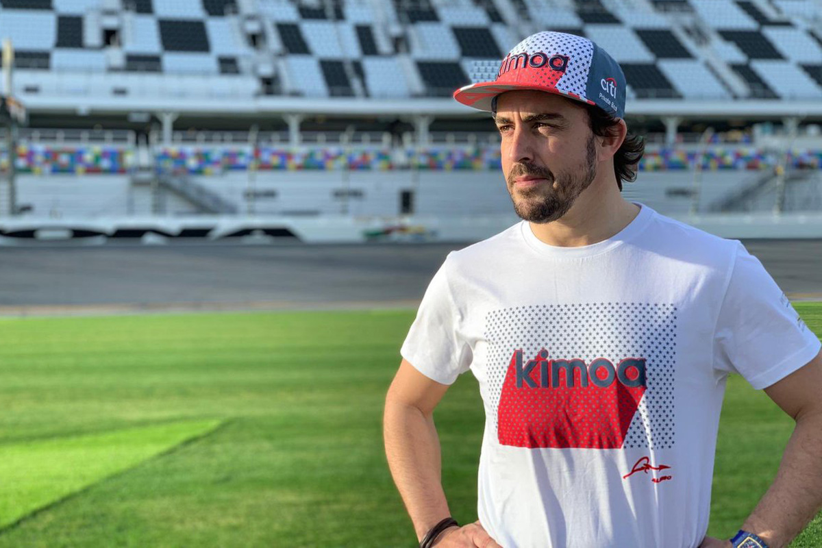フェルナンド・アロンソ 「息抜きのためにF1パドックを訪れるかも」