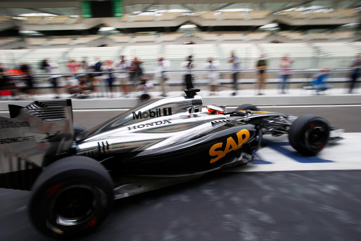 プレイバック：ホンダ、F1復帰後の初テストで見舞われたトラブル