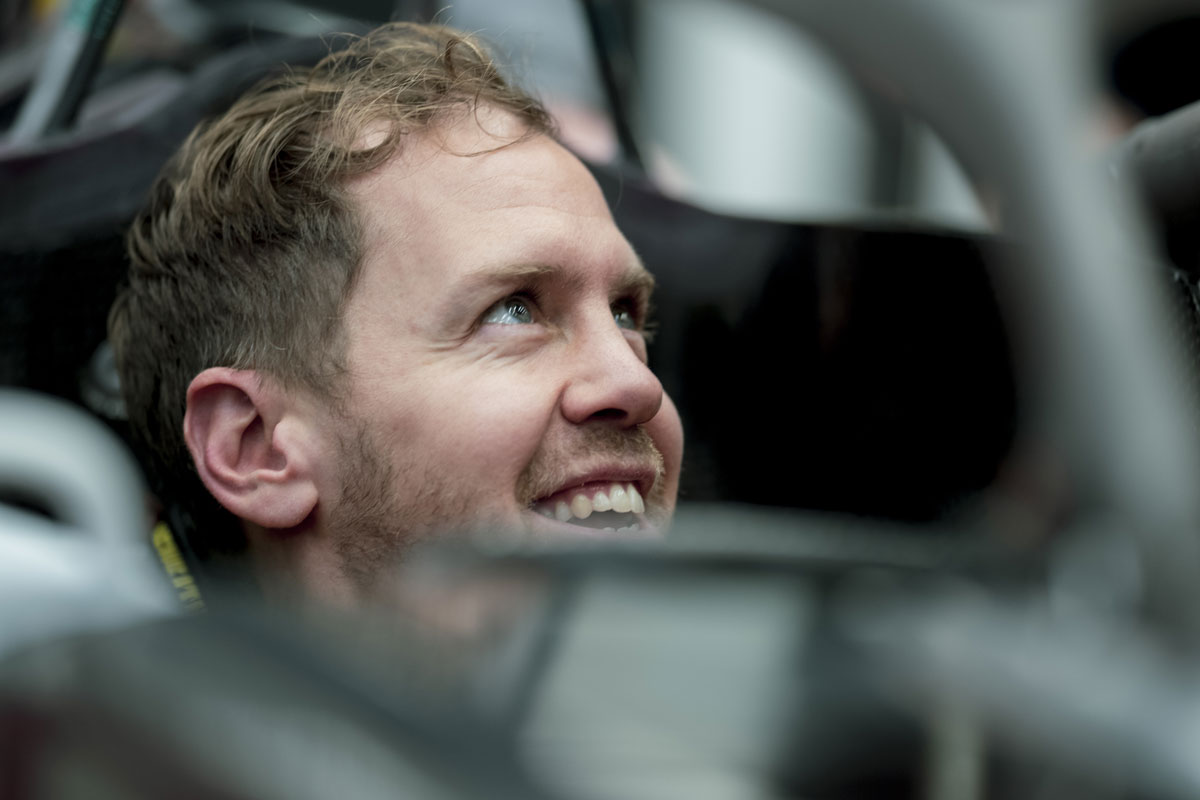 セバスチャン・ベッテル、フェラーリの2019年F1マシンでシート合わせ