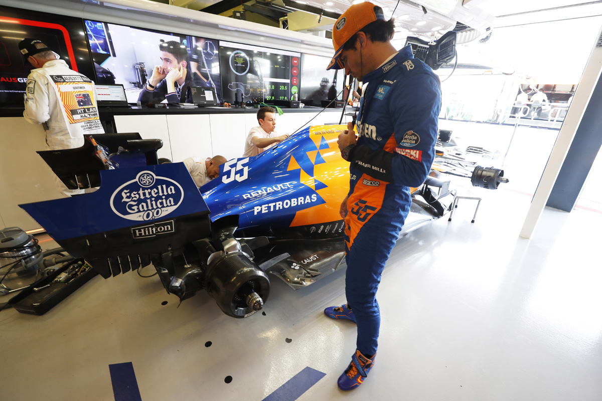 カルロス・サインツ 「ルノーのF1エンジンは大幅な進歩を果たした」