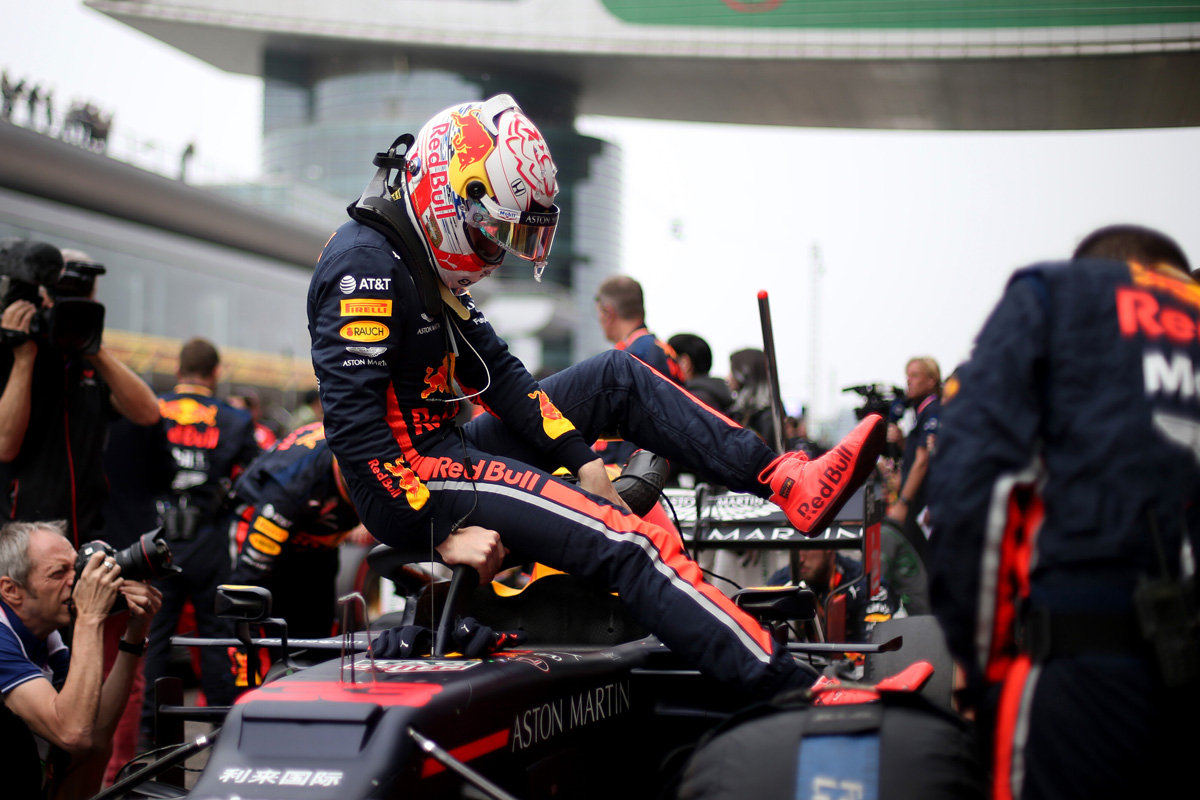 マックス・フェルスタッペン 「フェラーリを抜くための戦略が奏功した」