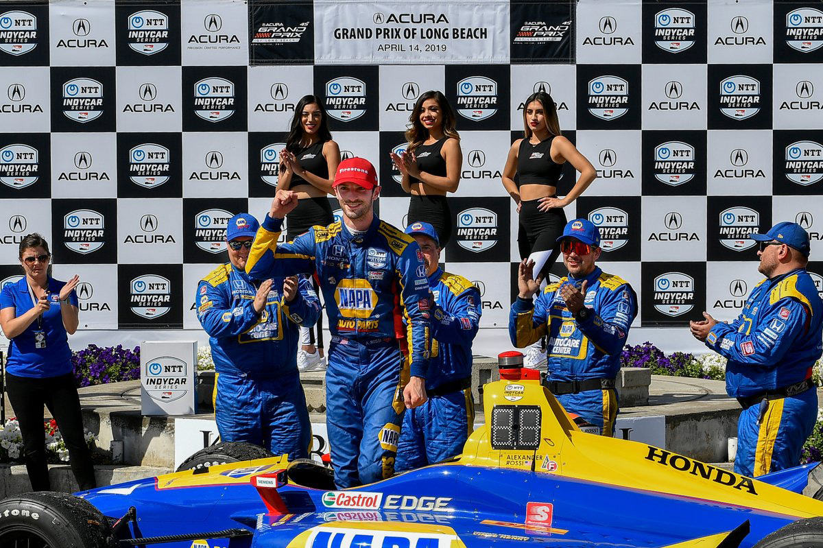 インディカー | 第4戦 決勝：A.ロッシが圧勝 佐藤琢磨は8位