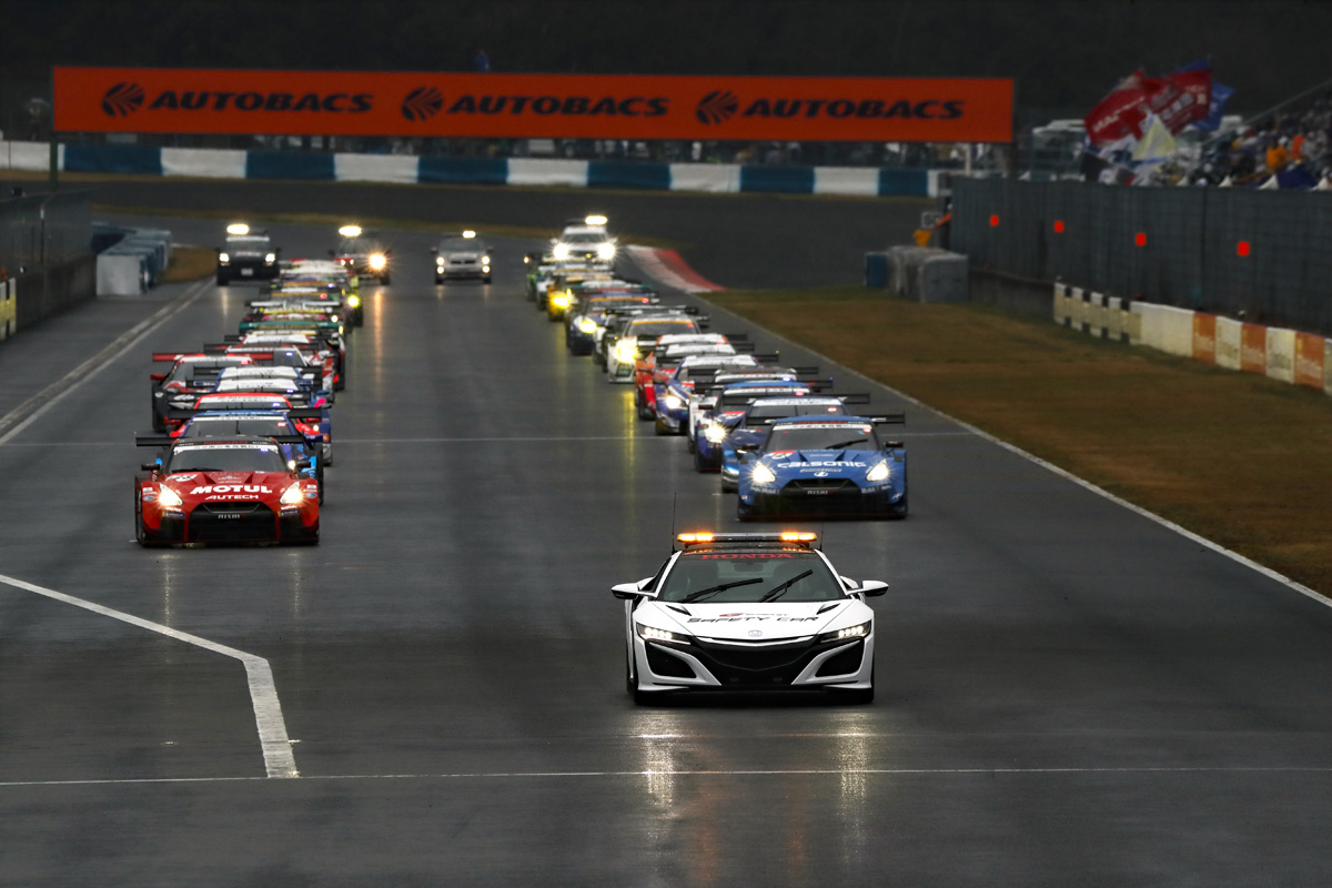 SUPER GT 開幕戦 結果 | 強雨の中でARTA NSX-GTが優勝