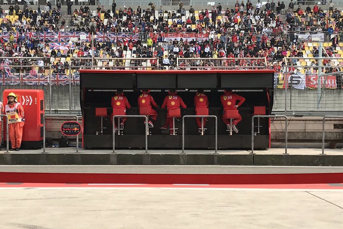 「フェラーリはチームオーダーなど忘れて勝つことに集中するべき」