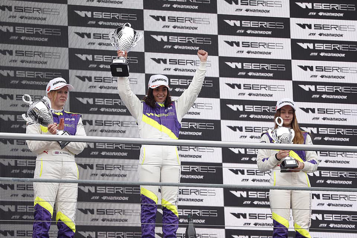 Wシリーズが開幕、小山美姫は初戦で7位入賞